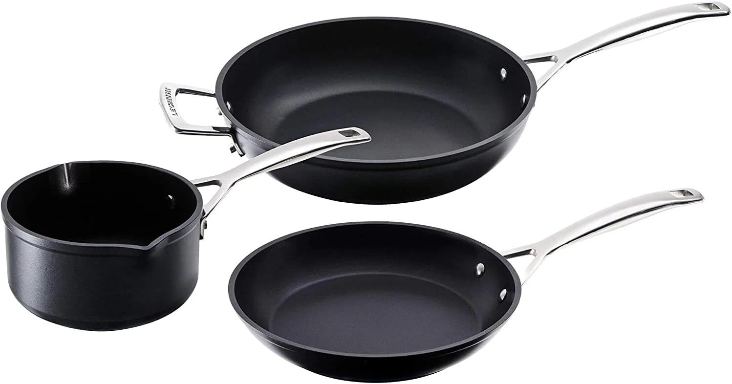 Le Creuset Steelpannenset met deksels, 3-delig, gehard, antiaanbaklaag, diameter van 16, 18 en 20 cm, zwart(Kookset)